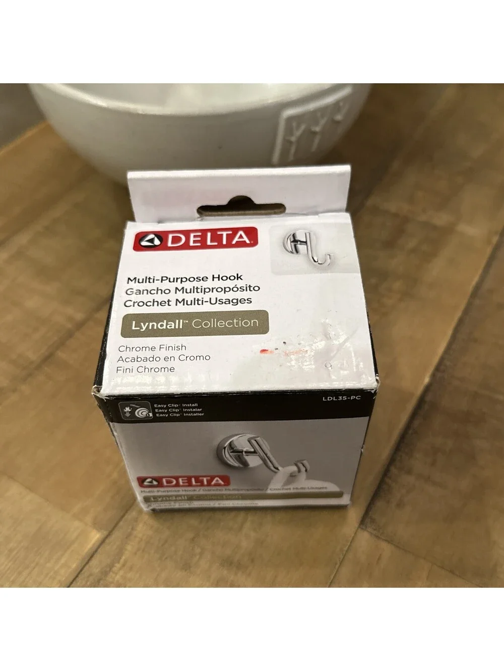 Delta lyndall double